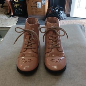 Girls Pink Wonder Nation Flexible Non-Marking Outsole Cat Face Boots